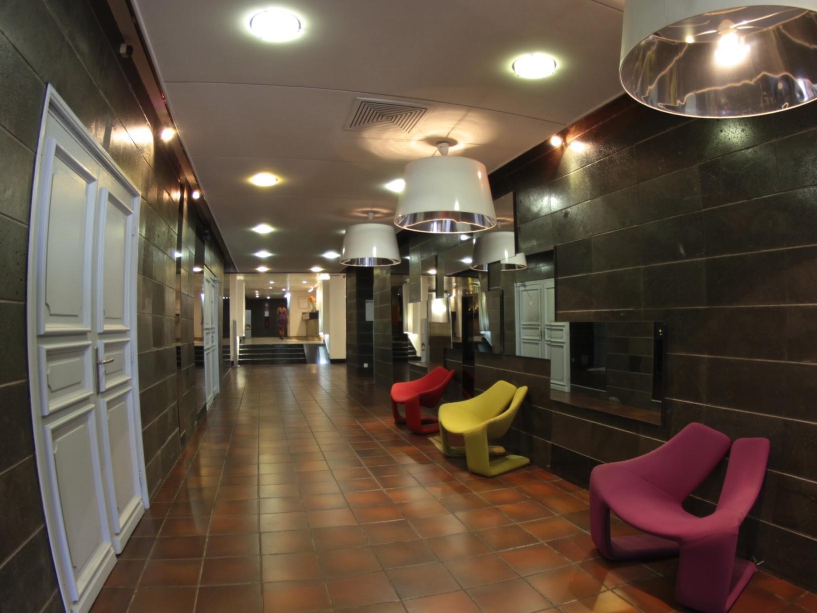 Hotel Le Saint Denis Екстер'єр фото
