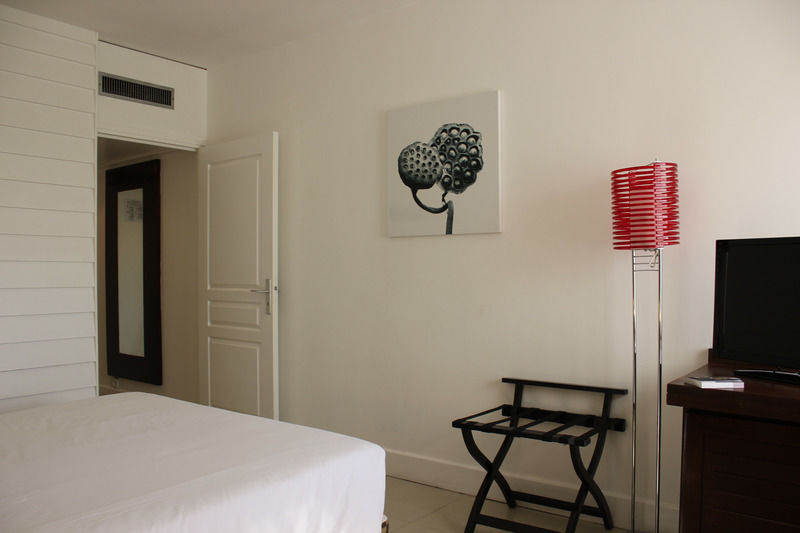 Hotel Le Saint Denis Екстер'єр фото