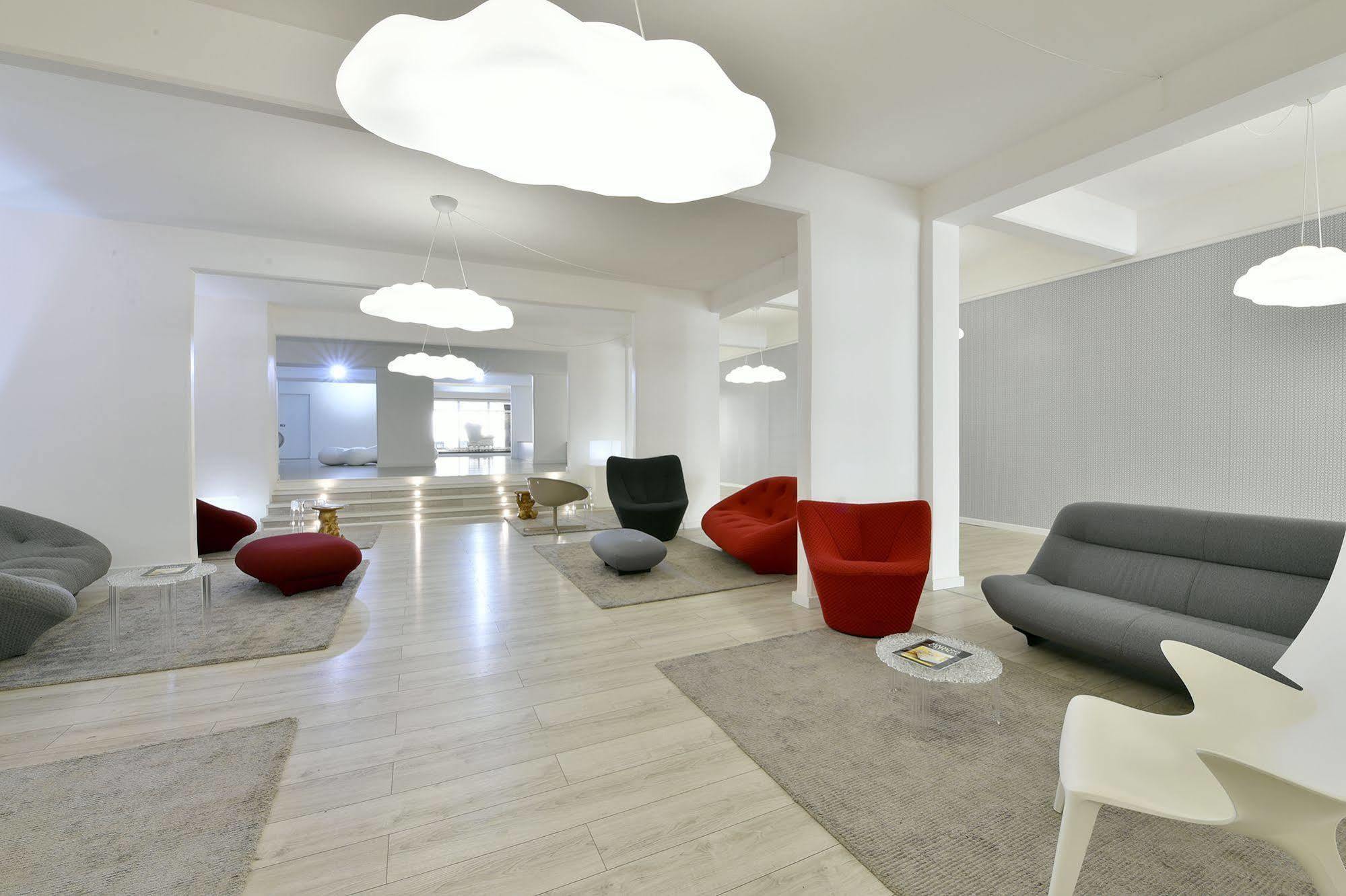 Hotel Le Saint Denis Екстер'єр фото