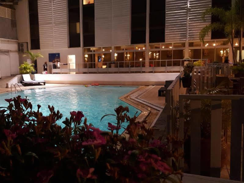 Hotel Le Saint Denis Екстер'єр фото