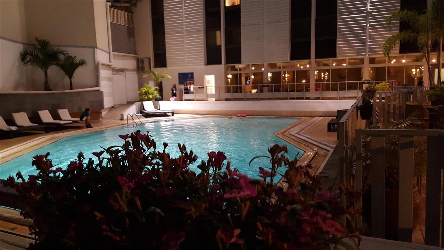 Hotel Le Saint Denis Екстер'єр фото
