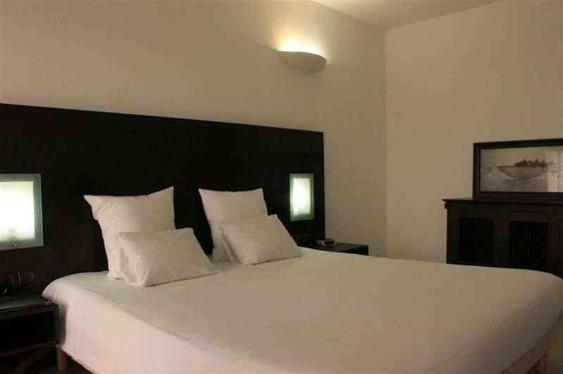 Hotel Le Saint Denis Екстер'єр фото